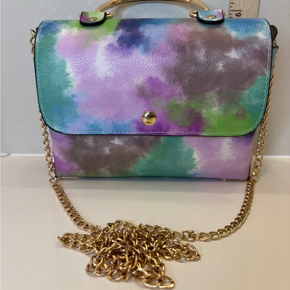 Vegan purse Multi‎ Colored Tie-Dyed Crossbody With Gold Chain Shoulder Strap - Picture 1 of 9